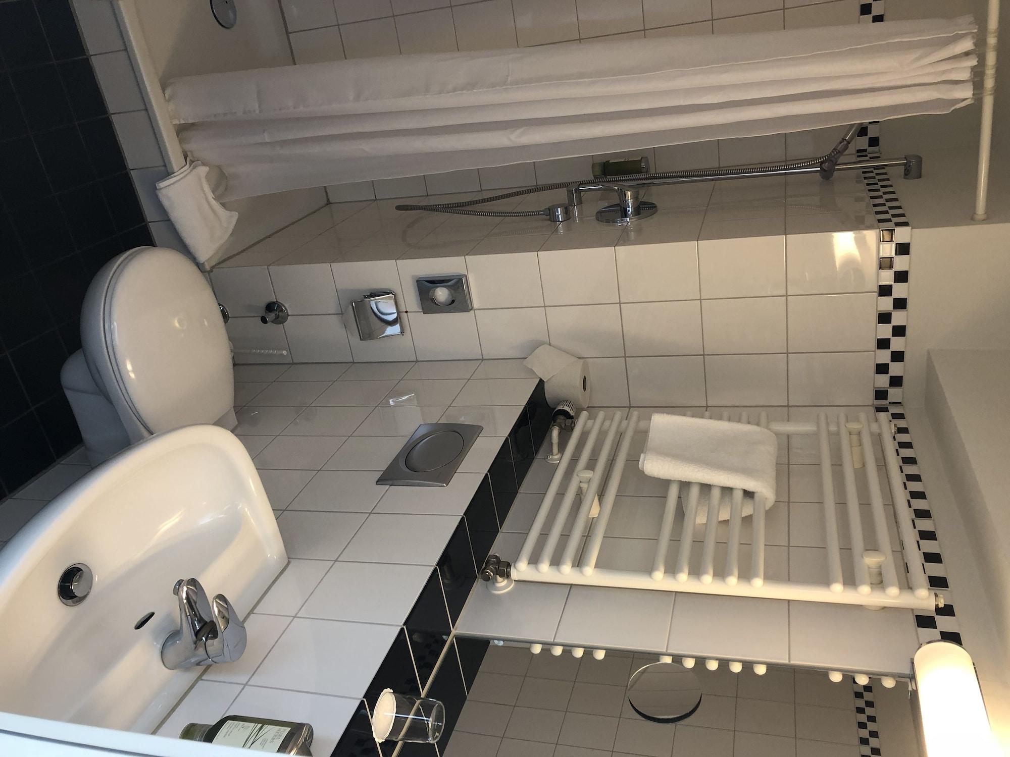 Cityhotel Monopol Hamburg Zewnętrze zdjęcie